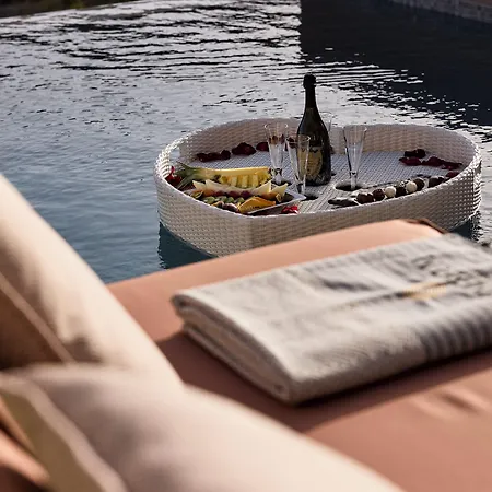 Ethereum Luxury Suites, A Member Of Mykonos Highlights 5*